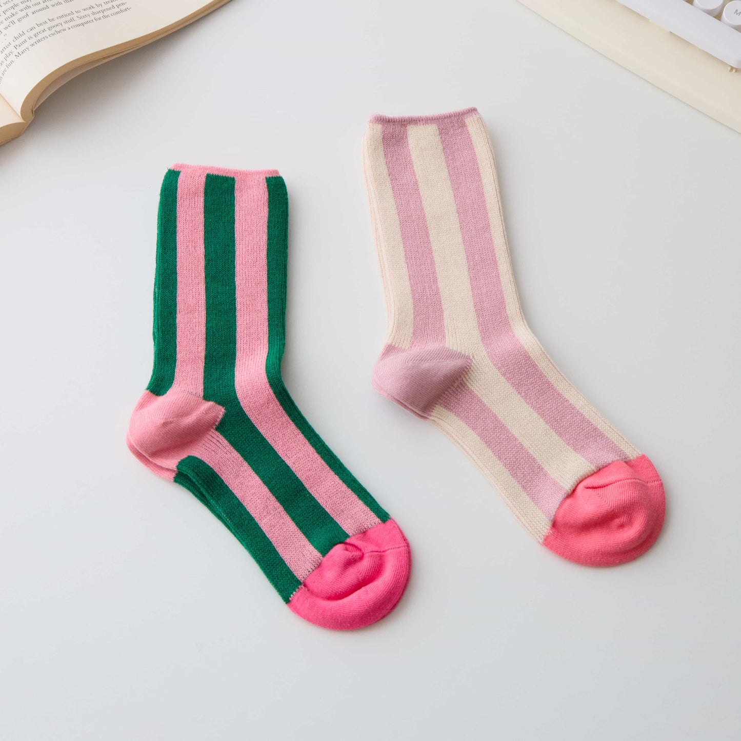 2-Pack Women’s Cotton Striped Crew Socks – Contrast Toe