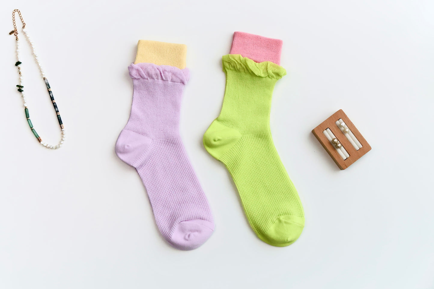 2-Pack Women’s Colorblock Cotton Crew Socks – Lightweight Summer