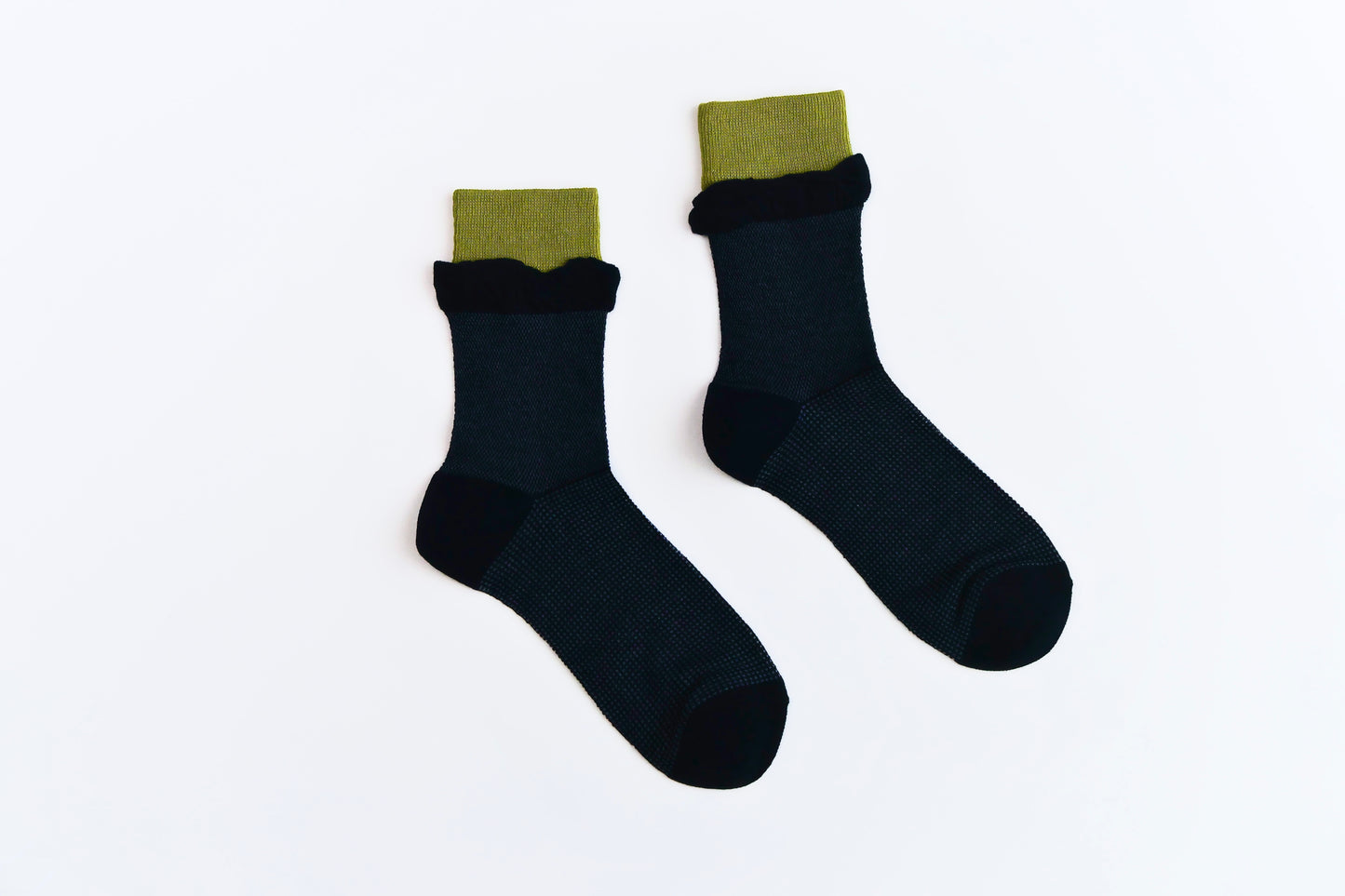 2-Pack Women’s Colorblock Cotton Crew Socks – Lightweight Summer