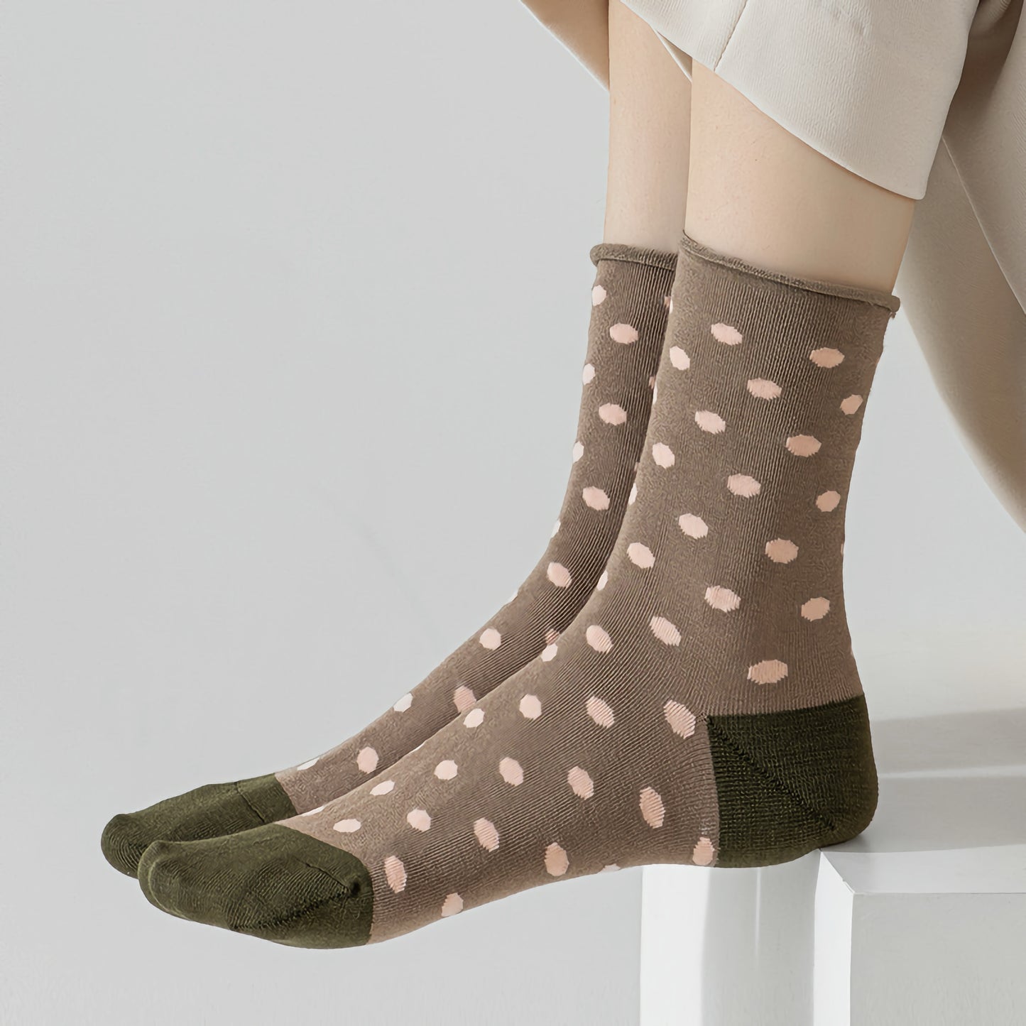 2-Pack Women's Mulberry Silk Socks - Breathable & Soft, Polka Dot