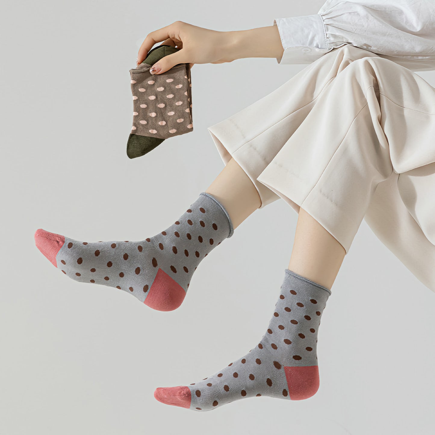 2-Pack Women's Mulberry Silk Socks - Breathable & Soft, Polka Dot