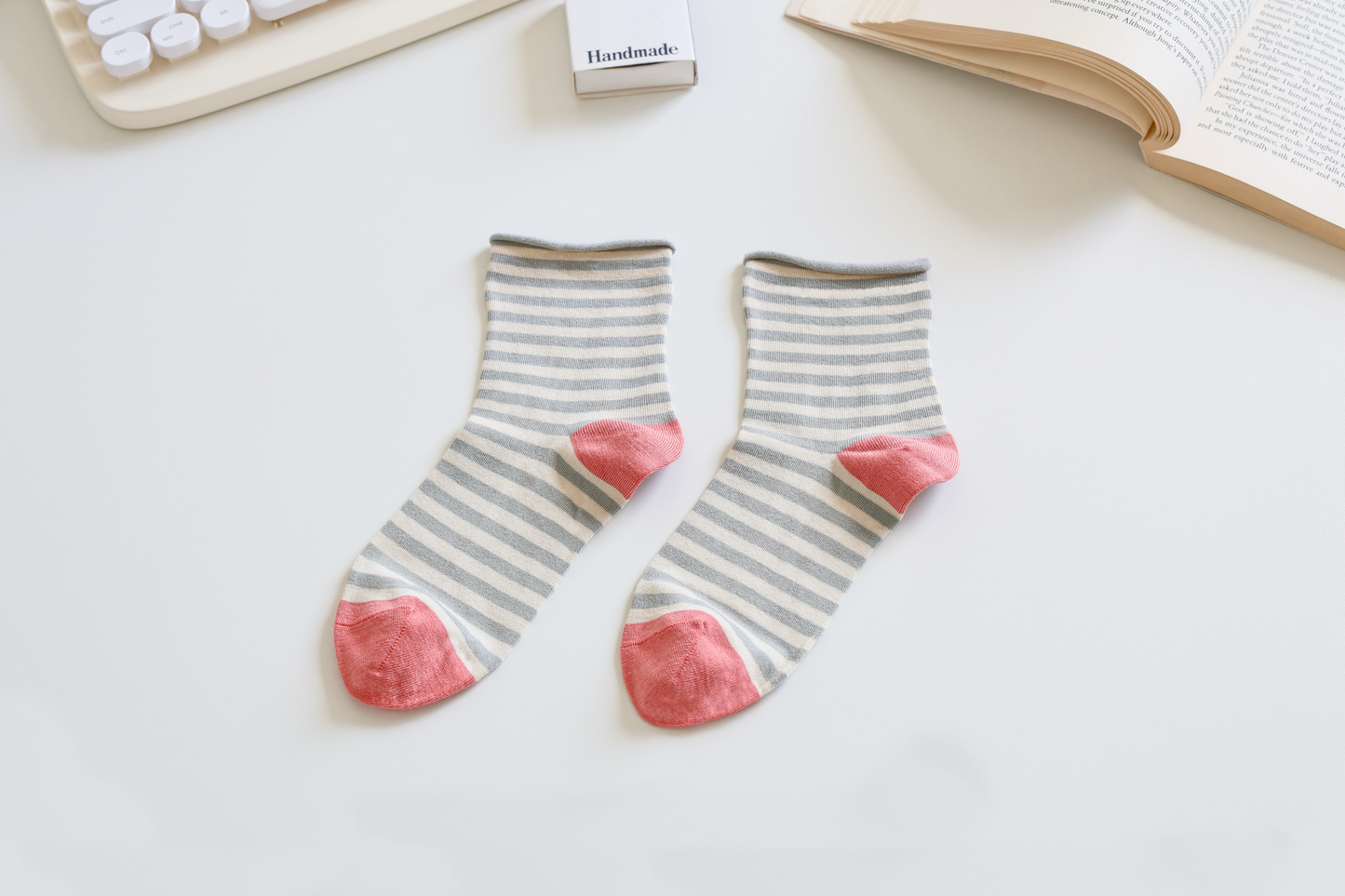 2-Pack Women's Mulberry Silk Socks - Soft, Breathable Striped Crew Sock