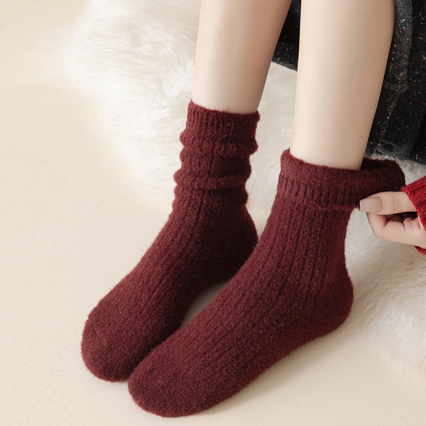 2-Pack Wool Thermal Socks - Women's Thick Winter Essentials