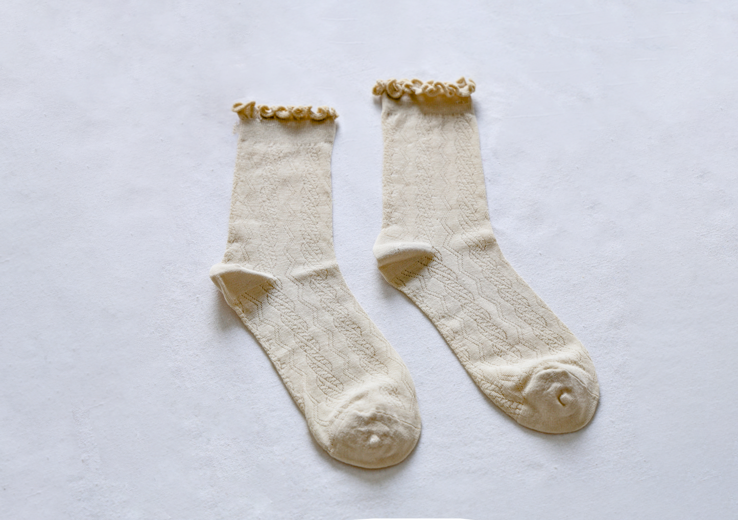 2-Pack Women's Ruffle Trim Mesh Socks - Retro Breathable Cotton Style