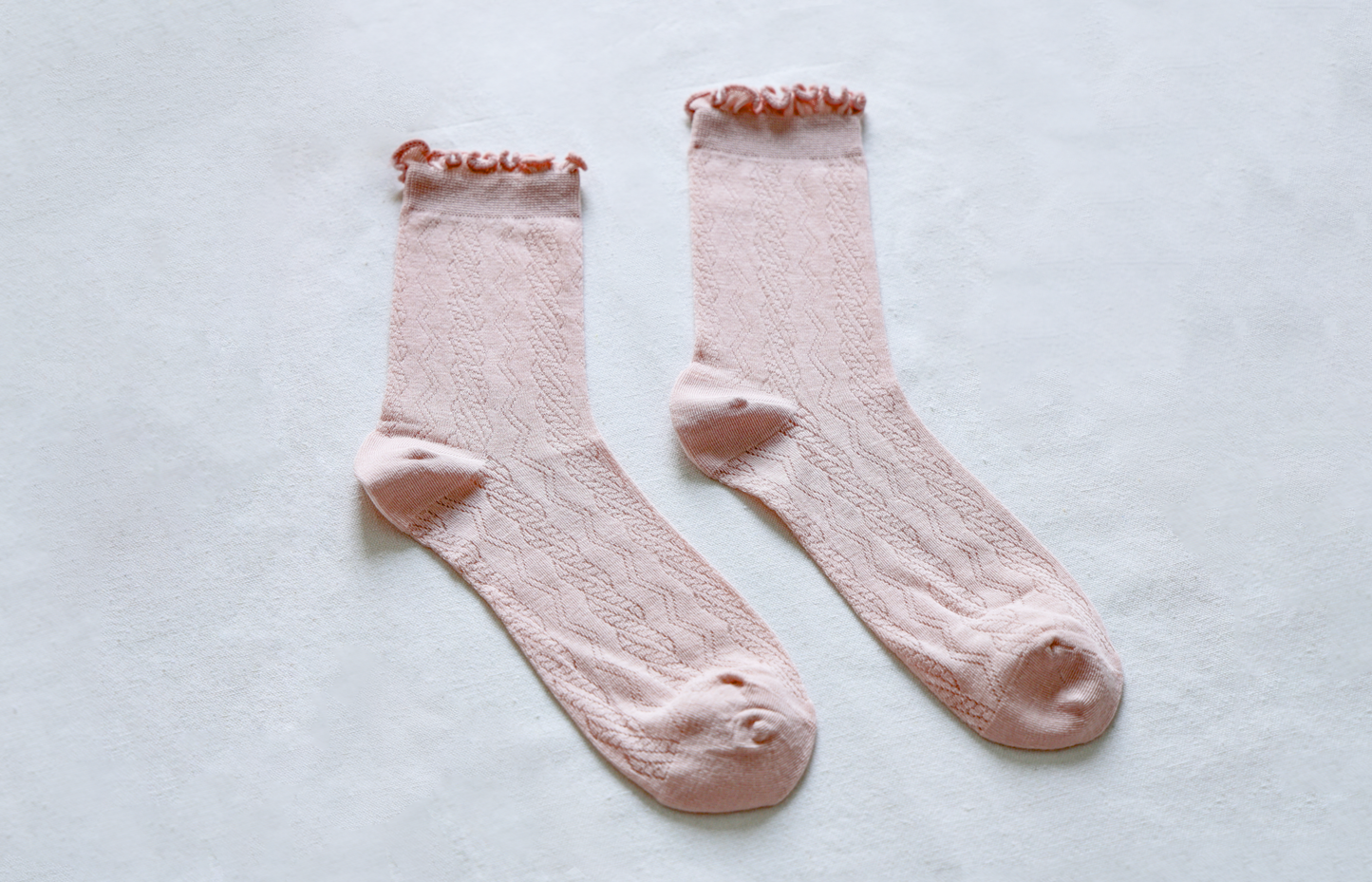 2-Pack Women's Ruffle Trim Mesh Socks - Retro Breathable Cotton Style