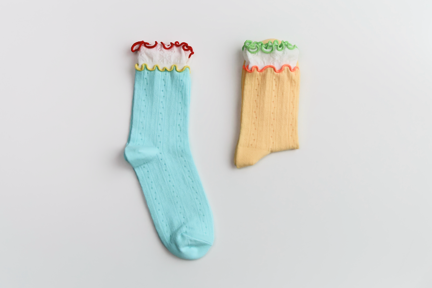2-Pack Women’s Colorblock Cotton Socks – Lightweight Ruffle Trim