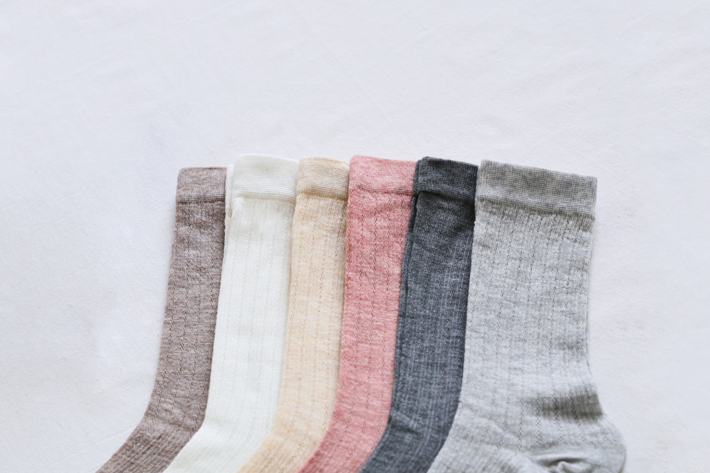 2-Pack Women's Thin Wool Crew Socks – Solid Color & Breathable