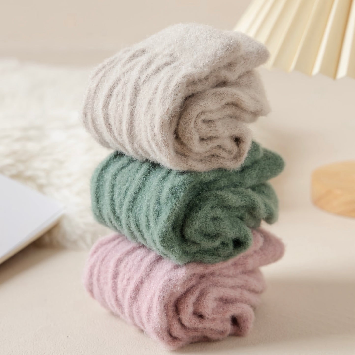 2-Pack Women's Winter Wool Socks - Thick Cable Knit Warm Socks