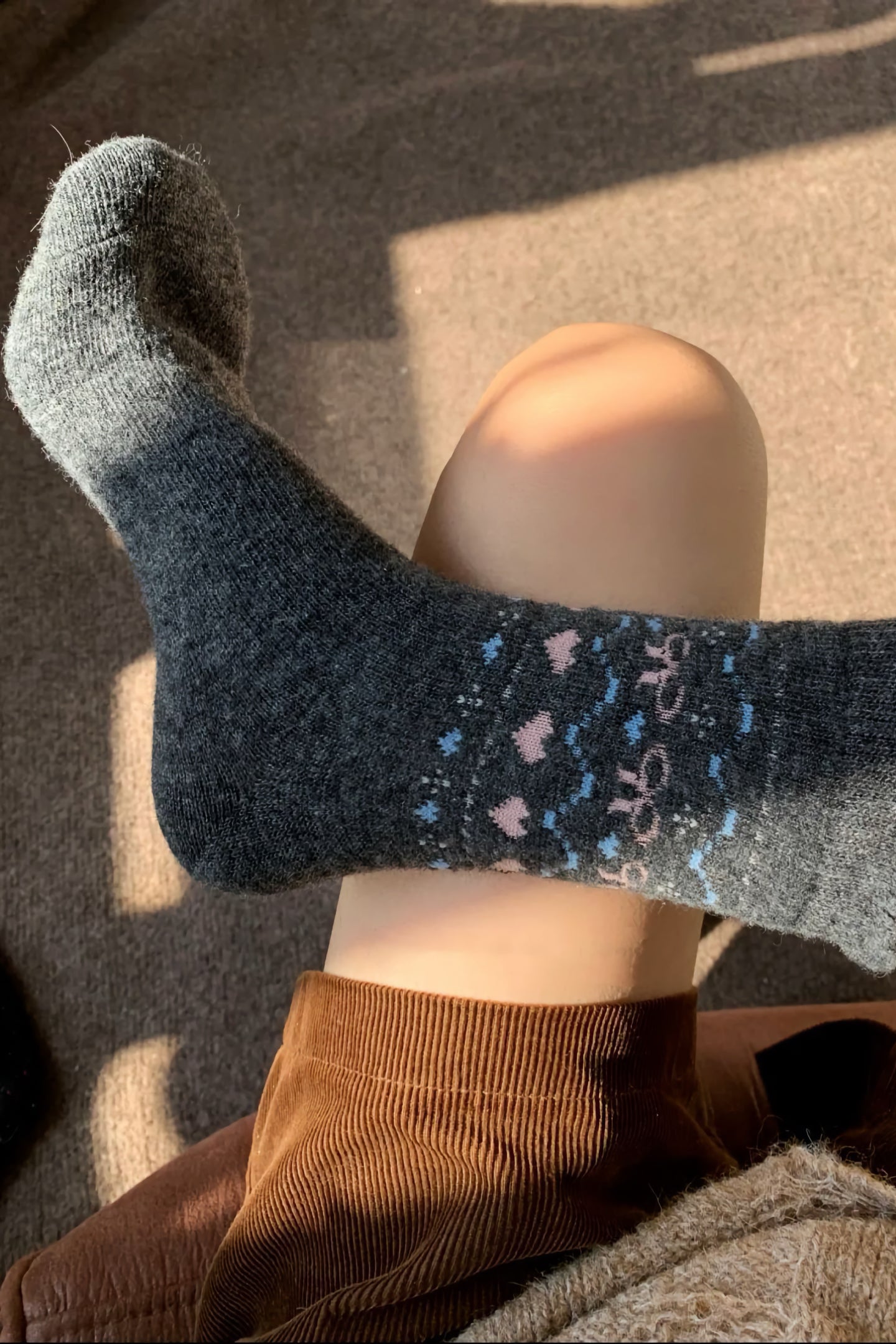 2-Pack Women's Wool Socks - Warm Reindeer Design for Fall & Winter