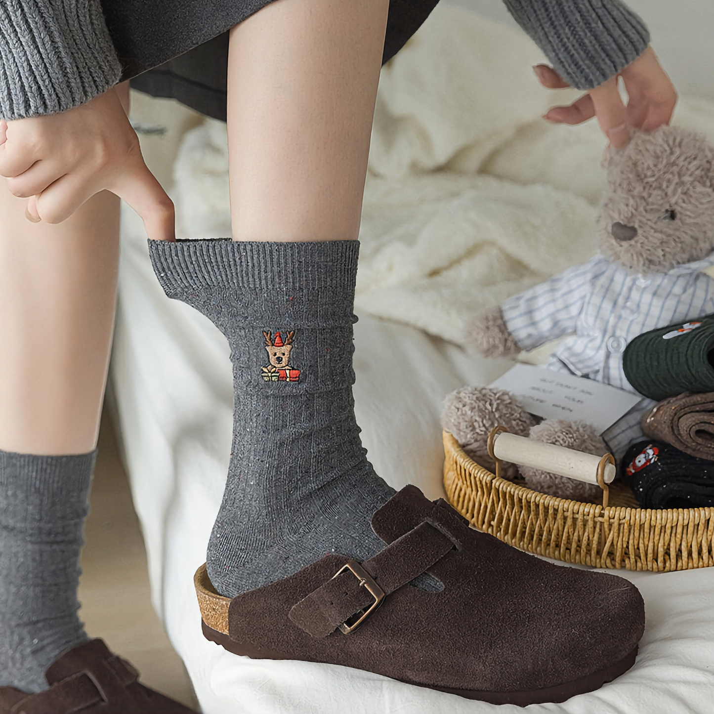 3-Pack Women's Xmas Cable Knit Cotton Socks - Winter Holiday Embroidery