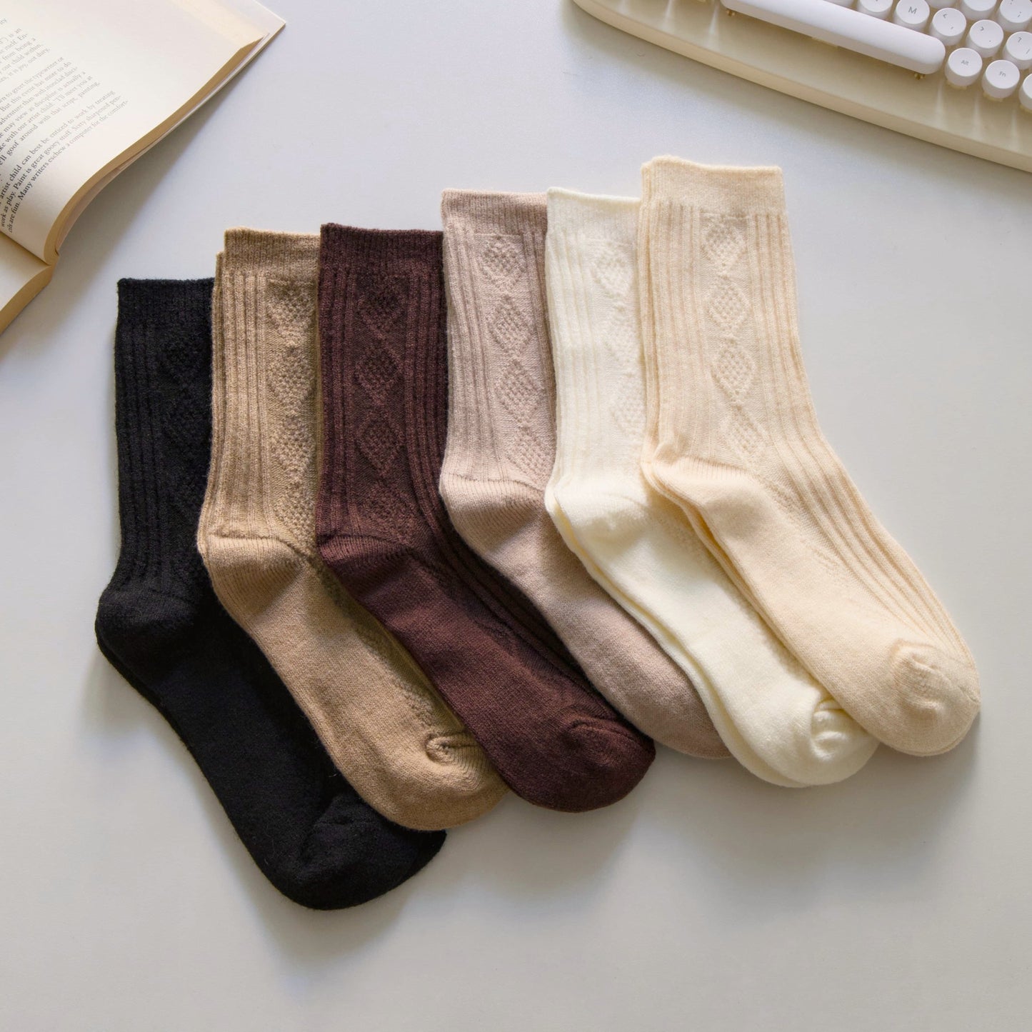 2-Pack Women’s Cashmere Crew Socks – Warm & Luxurious