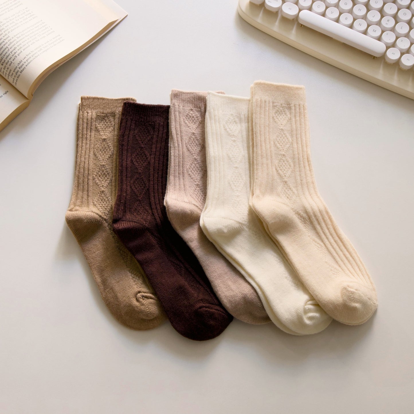 2-Pack Women’s Cashmere Crew Socks – Warm & Luxurious