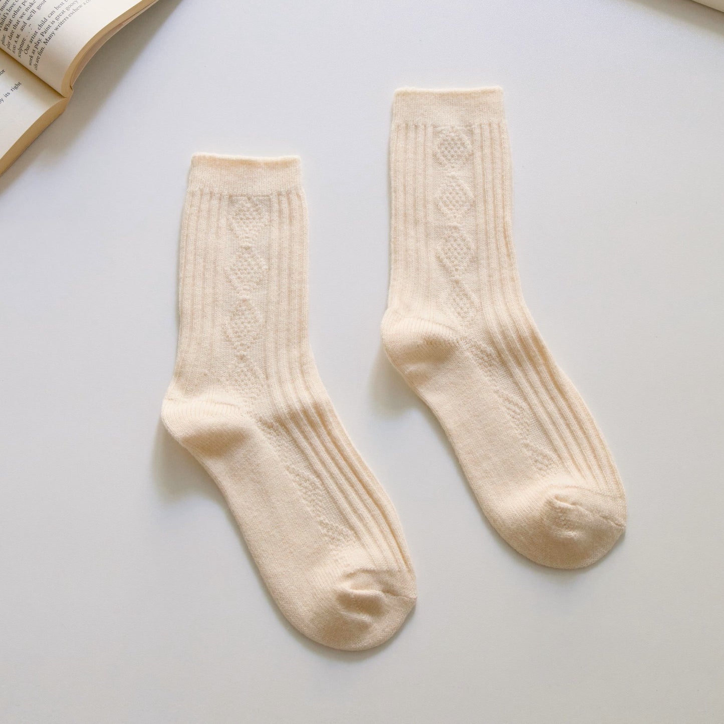2-Pack Women’s Cashmere Crew Socks – Warm & Luxurious