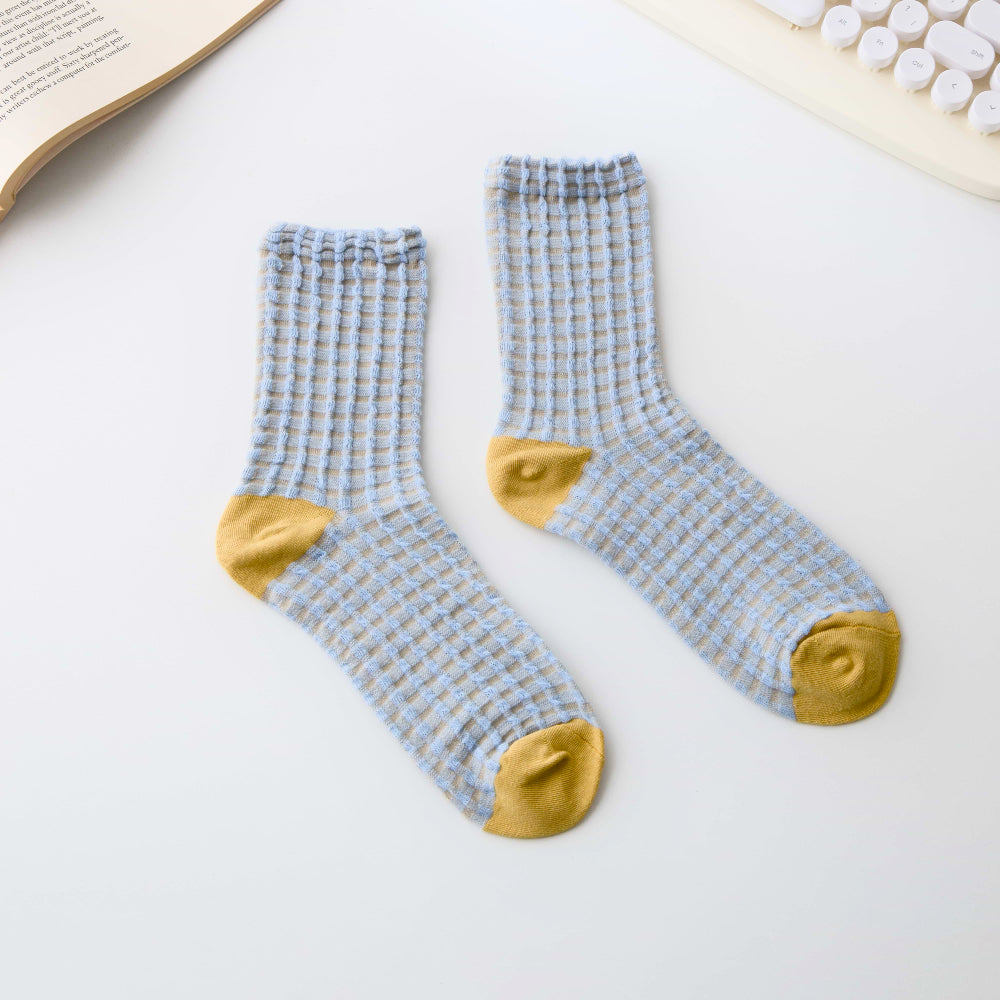 2-Pack Women’s Cotton Waffle Crew Socks – Soft Bubble Texture