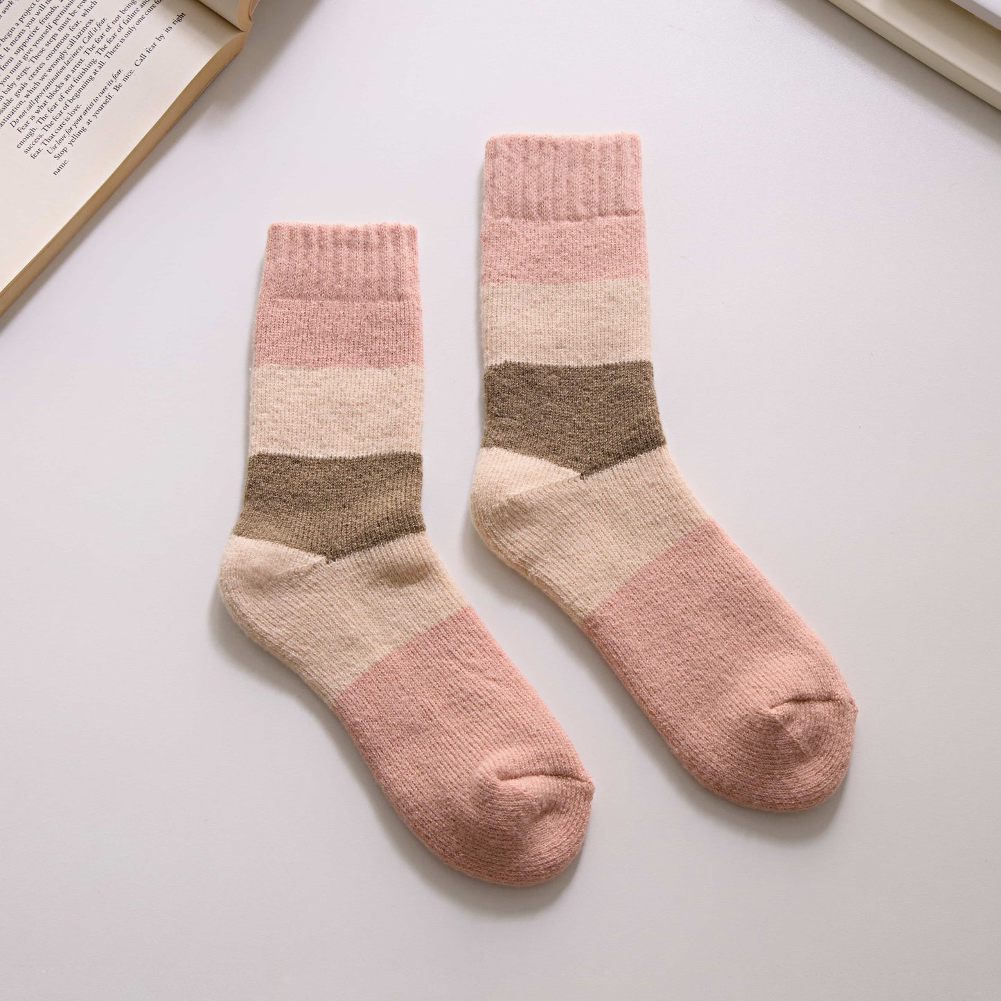 2-Pack Women's Thick Wool Socks for Winter - Cozy Pink Warmth