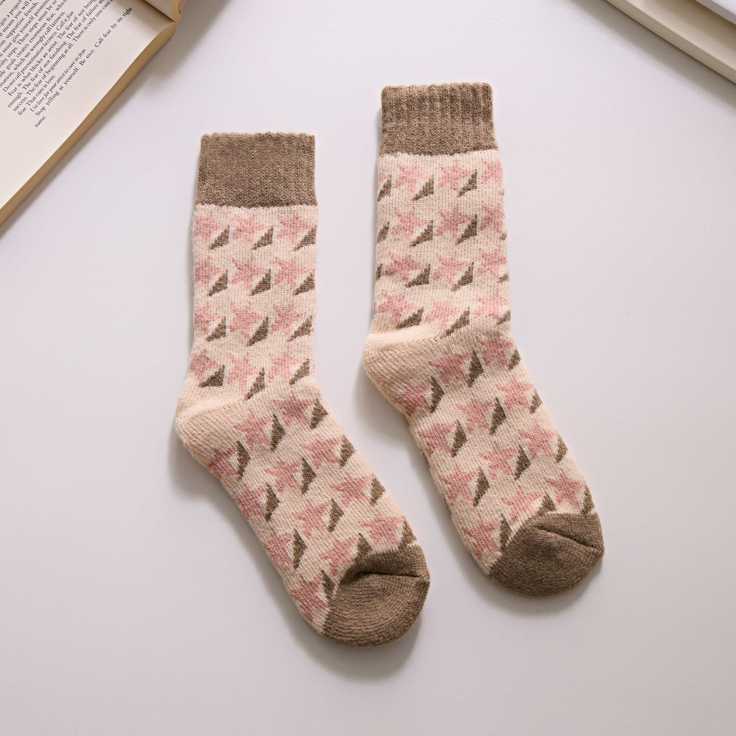 2-Pack Women's Thick Wool Socks for Winter - Cozy Pink Warmth