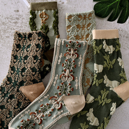 5-Pack Green Floral Socks: Vintage Knitted Crew Coziness for Women