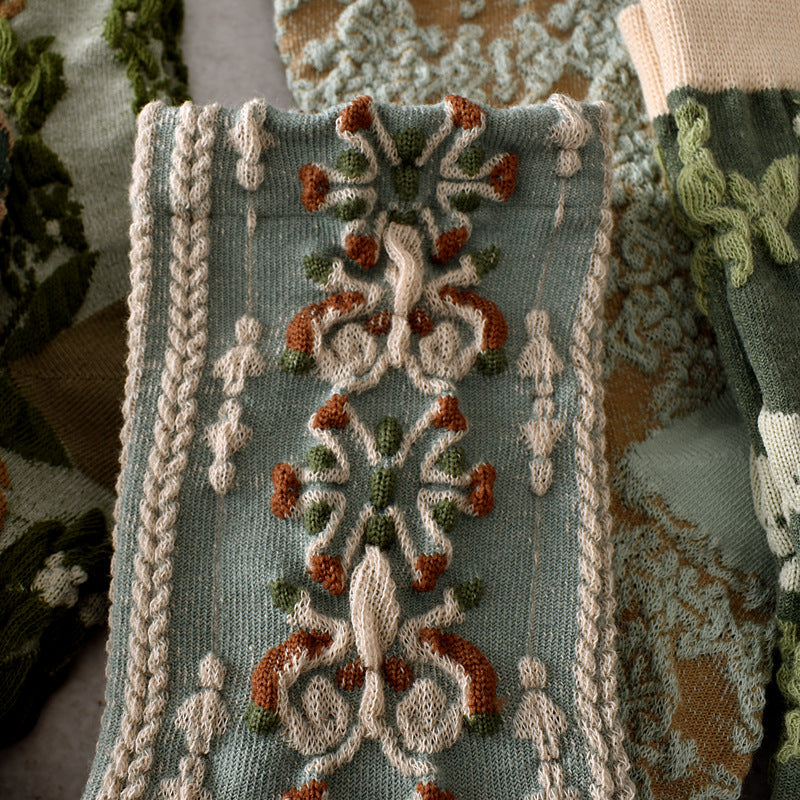 5-Pack Green Floral Socks: Vintage Knitted Crew Coziness for Women