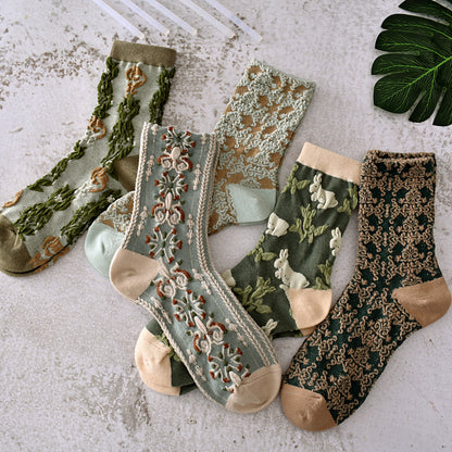 5-Pack Green Floral Socks: Vintage Knitted Crew Coziness for Women