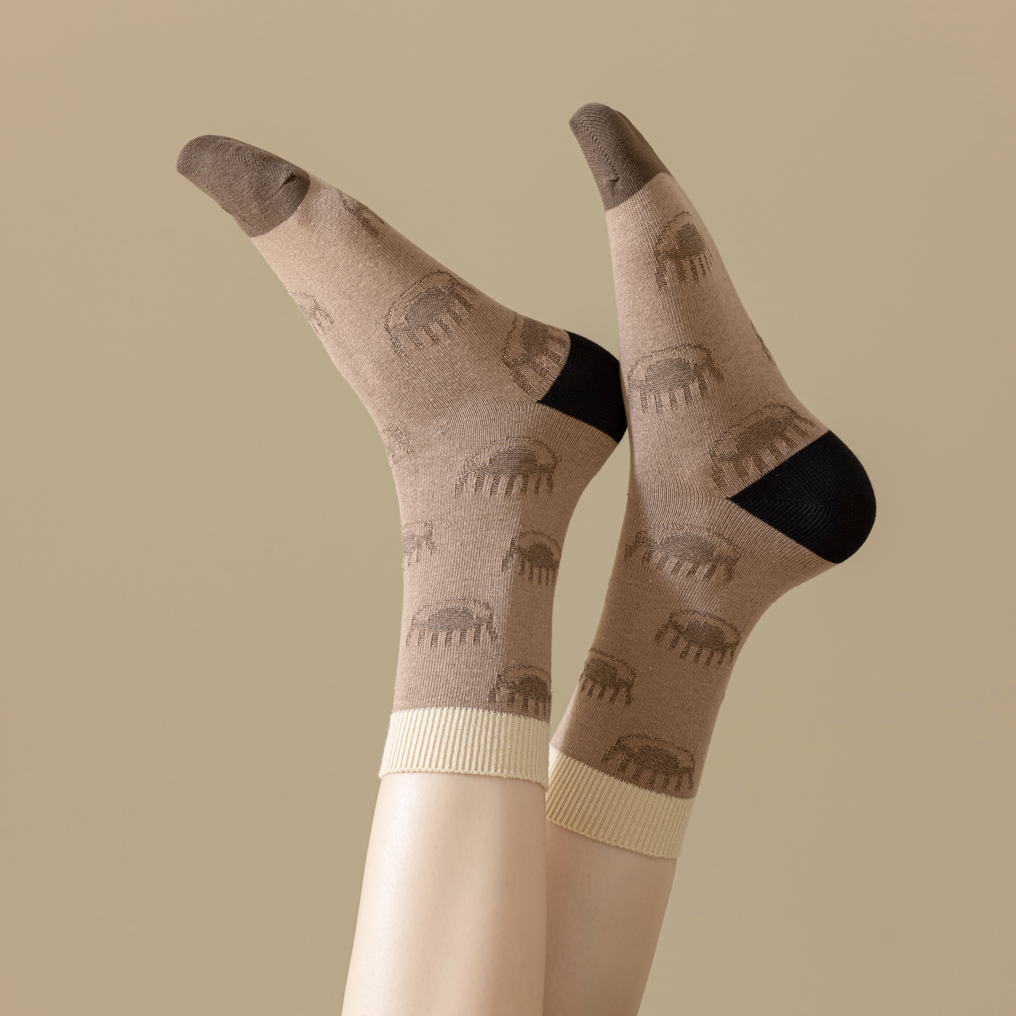 2-Pack Egypt-Inspired Crew Socks – Chic & Comfy Style