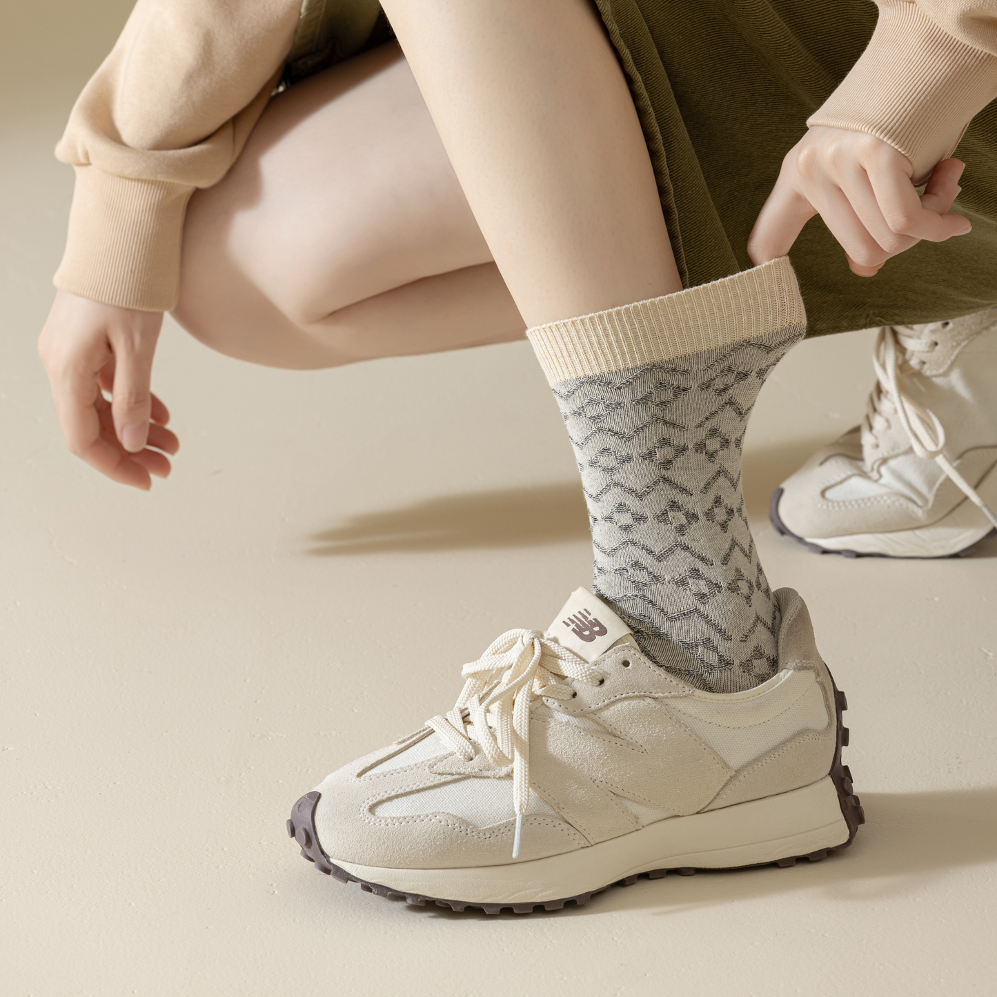 2-Pack Egypt-Inspired Crew Socks – Chic & Comfy Style