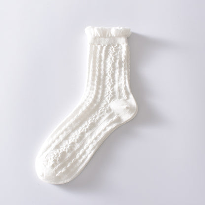 2-Pack Black and White Cotton Socks: Elegant Floral Patterns for Sophisticated Style