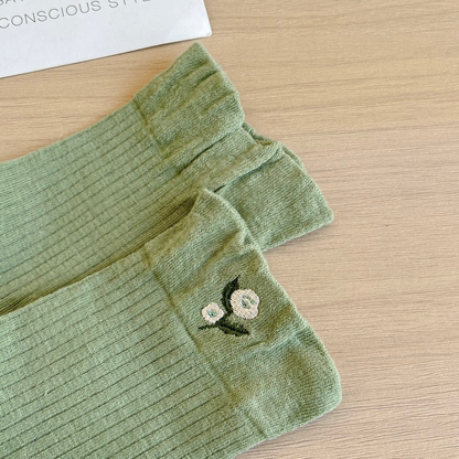 2-Pack Thin Solid Color Women's Socks with Floral Embroidery