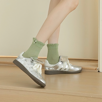 2-Pack Thin Solid Color Women's Socks with Floral Embroidery