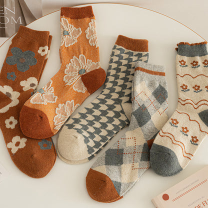 2-Pack Winter Wool Crew Socks with Floral Design for Women