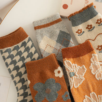 2-Pack Winter Wool Crew Socks with Floral Design for Women