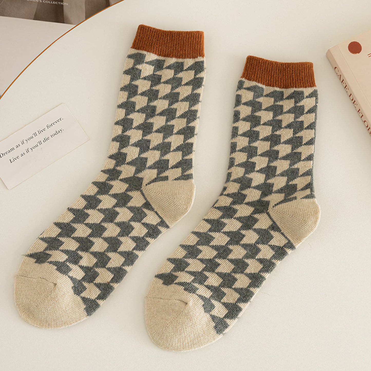 2-Pack Winter Wool Crew Socks with Floral Design for Women