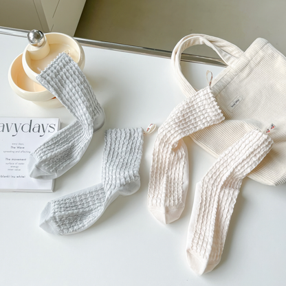2-Pack Minimalist Solid Colour Cotton Socks with Heart Ribbon Design
