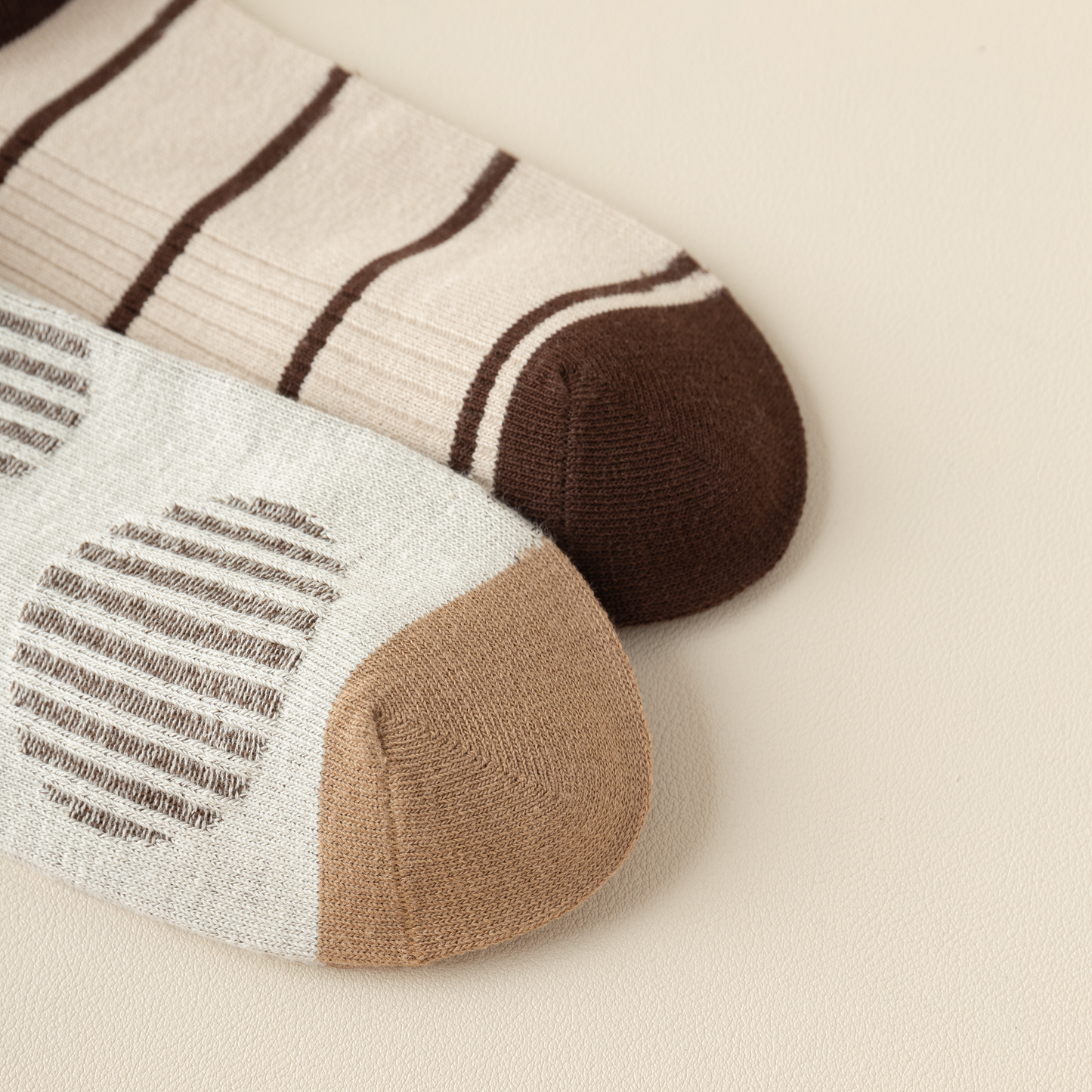 2-Pack Versatile Retro Green Coffee Cotton Socks for Women: Striped Design with Smiley Faces – Soft & Stylish