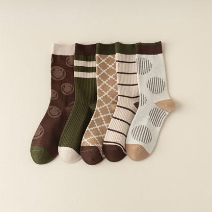 2-Pack Versatile Retro Green Coffee Cotton Socks for Women: Striped Design with Smiley Faces – Soft & Stylish