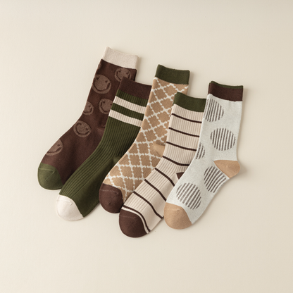2-Pack Versatile Retro Green Coffee Cotton Socks for Women: Striped Design with Smiley Faces – Soft & Stylish