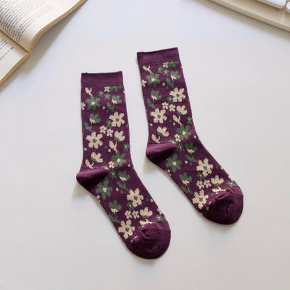 2-Pack Retro Floral Socks: Warm Knitted Cotton Elegance for Women