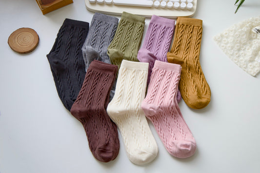 2-Pack Retro Warm Twist Socks - Solid Color Knitted Wool Elegance
