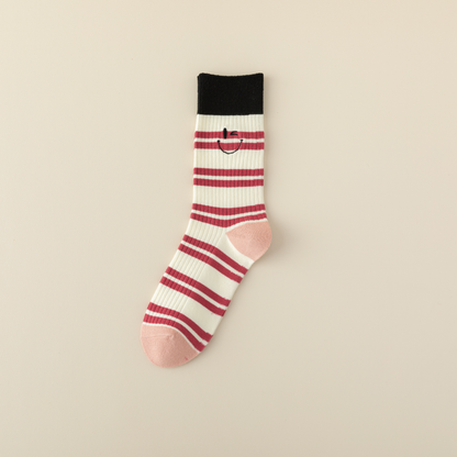 2-Pack Women's Pink Cotton Socks: Breathable Comfort with a Smiley Face Twist