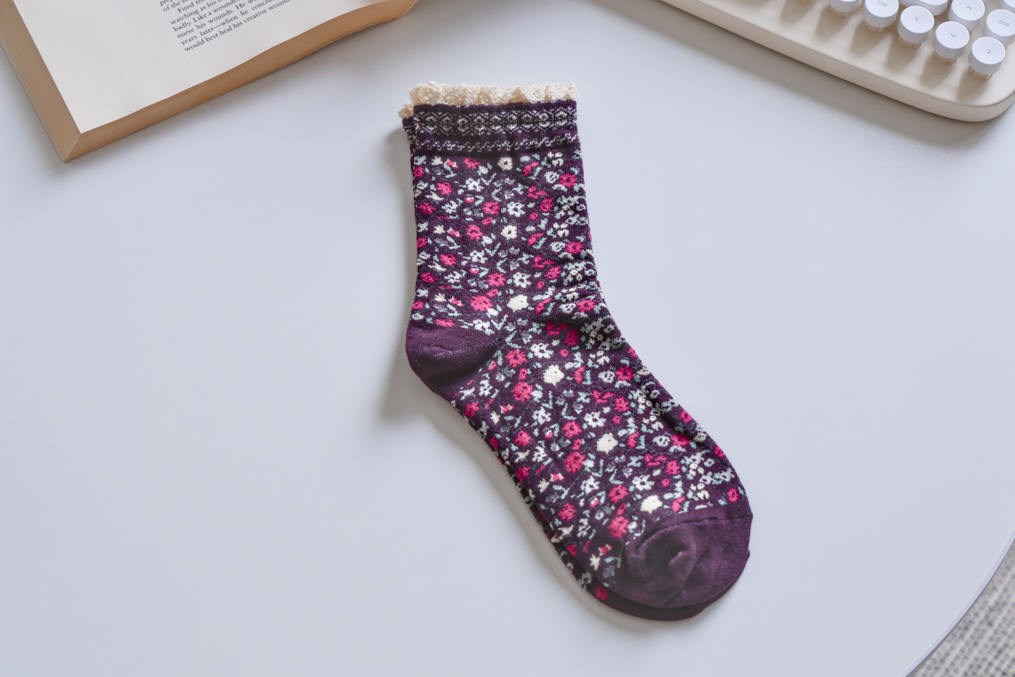 2-Pack Women's Vintage Floral Socks - Lace Trim, Soft & Elegant