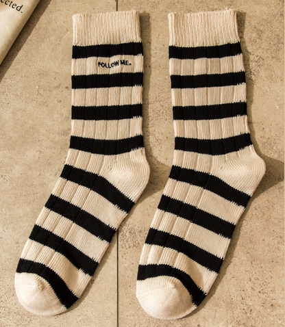 2-Pack Unisex Vintage Stripes: Classic Striped Socks for Everyone