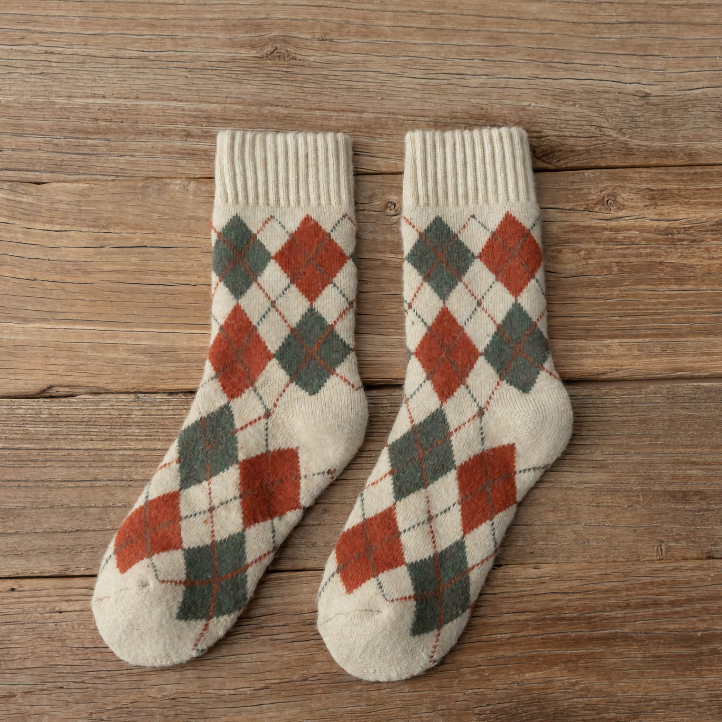 2-Pack Vintage Wool Socks: Knitted Cozy Crew Elegance for Women
