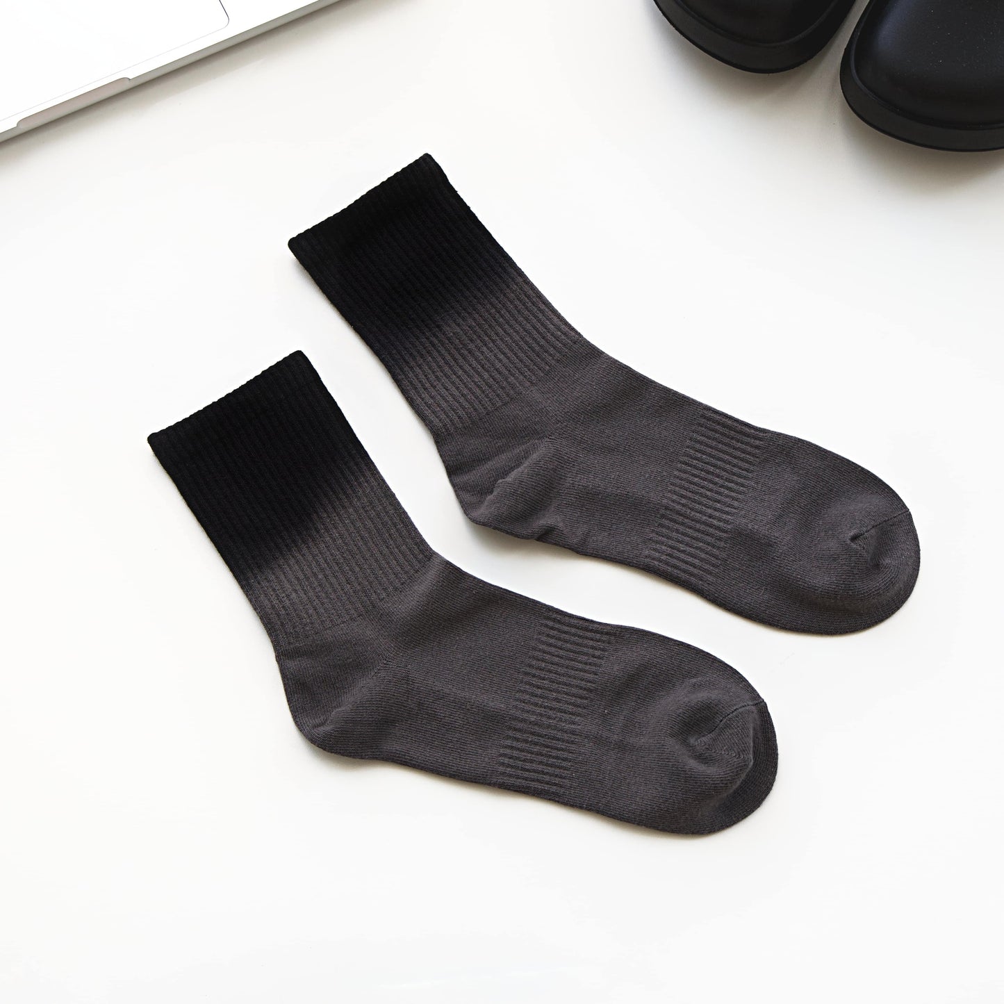 2-Pack Men's Ombre Cotton Crew Socks – Gradient Fade