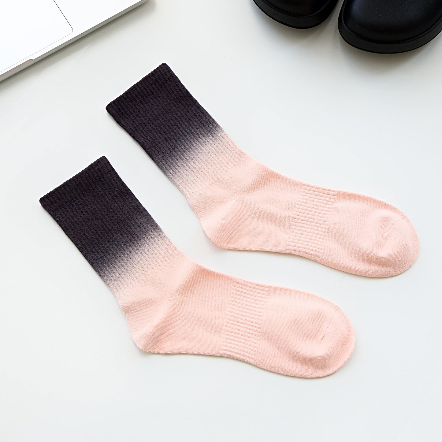 2-Pack Men's Ombre Cotton Crew Socks – Gradient Fade