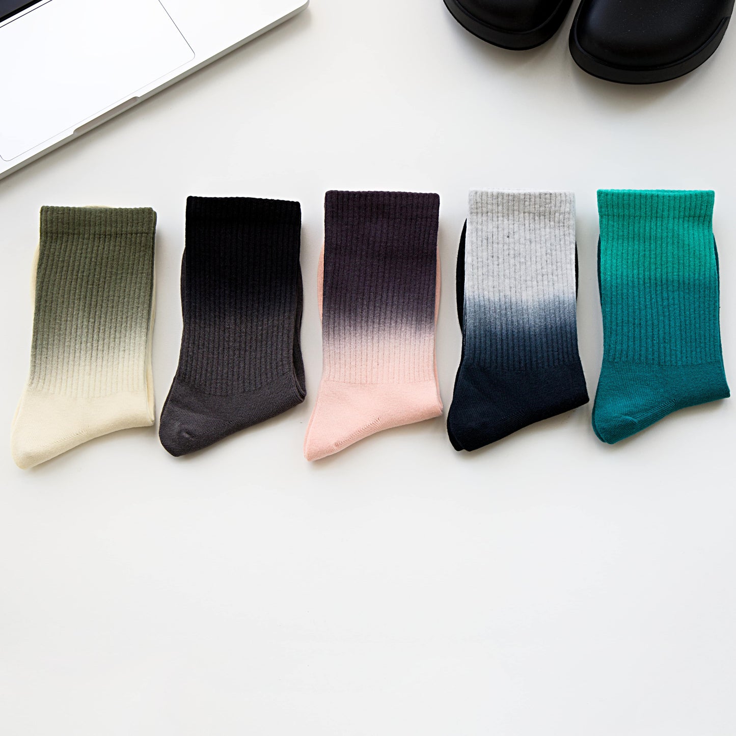 2-Pack Men's Ombre Cotton Crew Socks – Gradient Fade