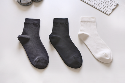 2-Pack Men's Breathable Cotton Ankle Socks - Lightweight & Soft