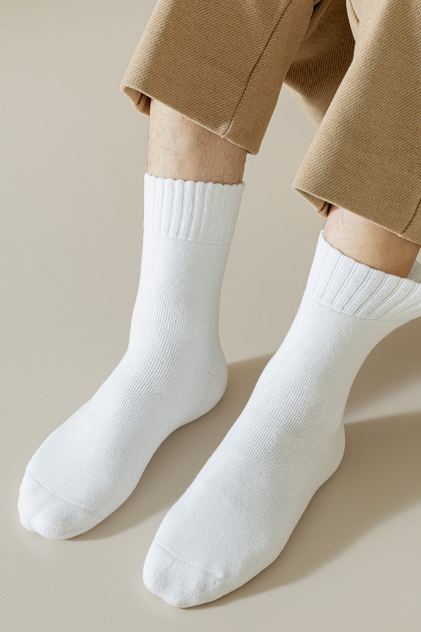 2-Pack Men's Wool Socks - Minimalist Warm Solid Colors for Winter