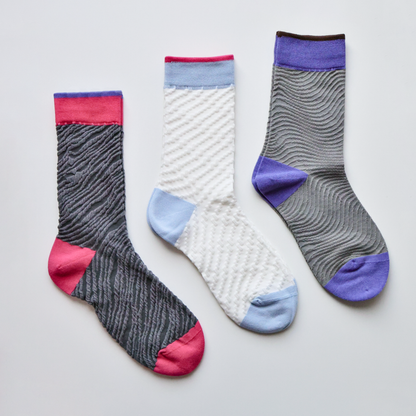 2-Pack Women’s Retro Colorblock Cotton Crew Socks – Soft & Stylish