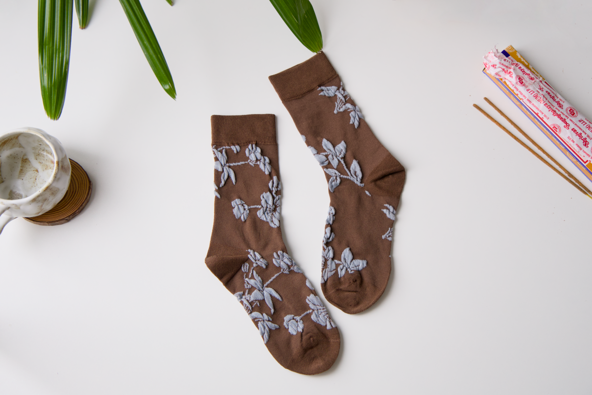 2-Pack Retro Floral Cotton Crew Socks – Breathable Vintage Style