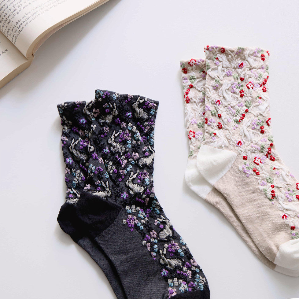 2-Pack Women’s Retro Cotton Crew Socks – Floral Rabbit Easter Style