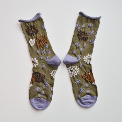 2-Pack Women’s Retro Floral Cotton Crew Socks – Rolled Cuff Design